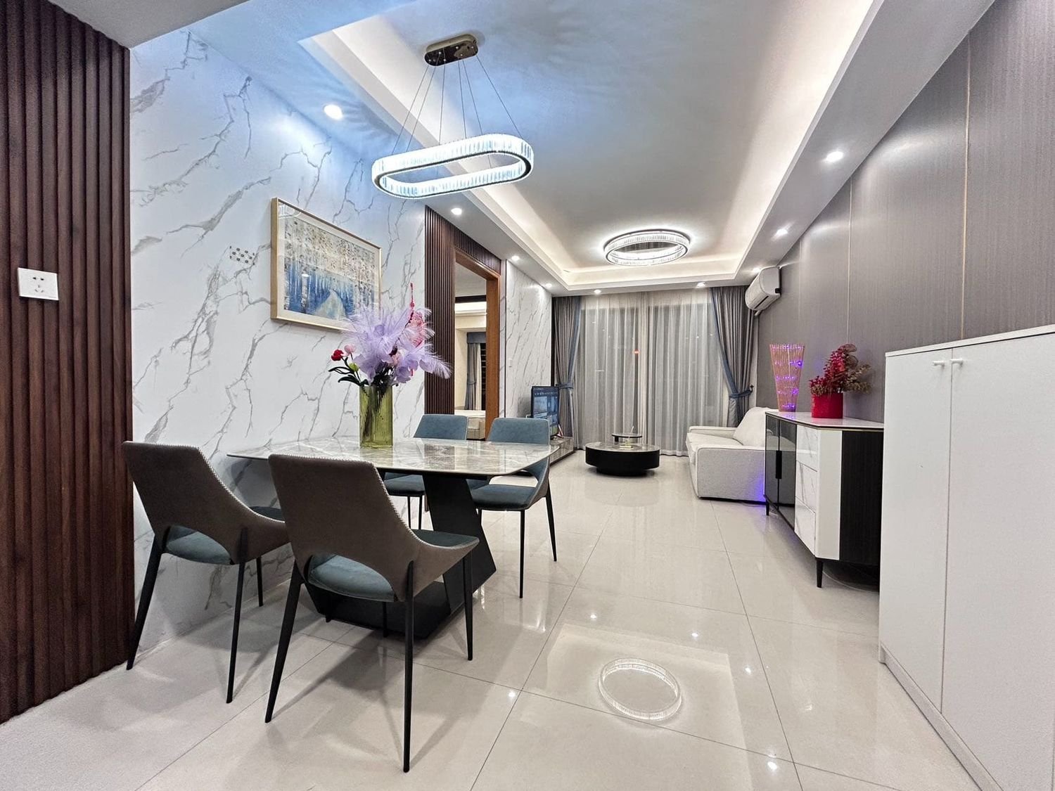 Executive 2BR in IFC District